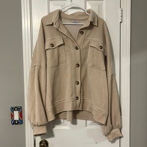 Boutique women’s button up coat like new